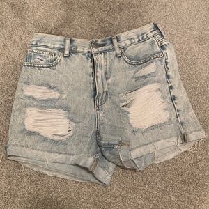 American eagle mom shorts